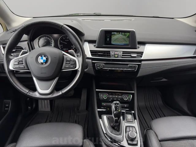 BMW 218 218d Sport Line xDrive