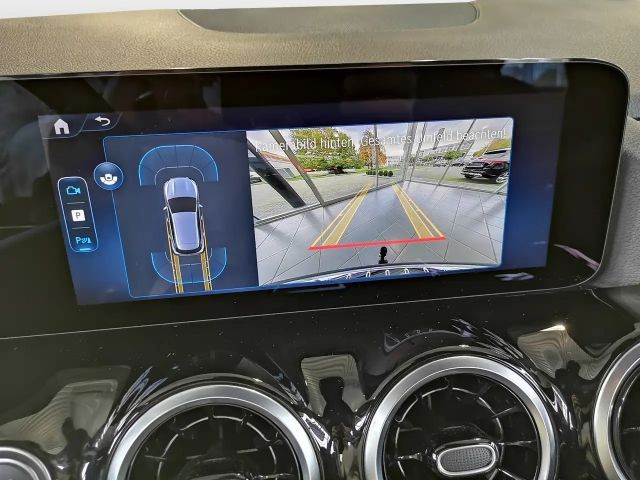 Mercedes-Benz GLA 180 Progressive