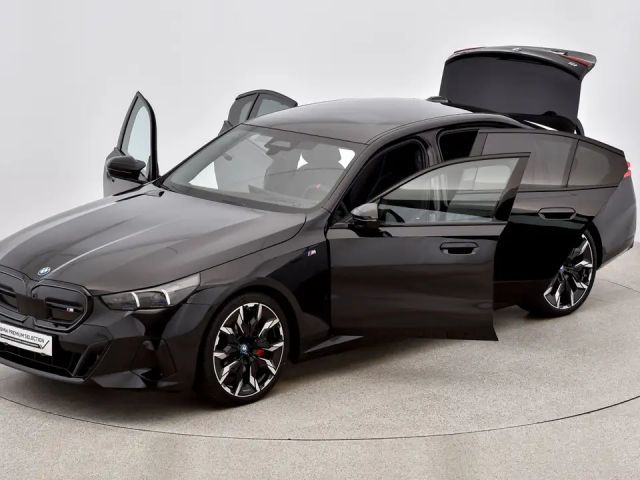 BMW i5 M60 Sedan xDrive