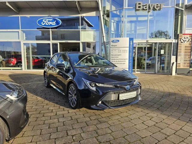 Toyota Corolla Hybride Team D