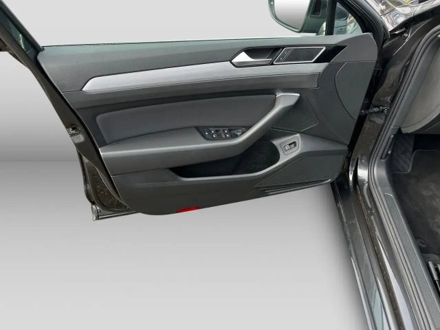 Volkswagen Passat 2.0 TDI Business DSG Variant
