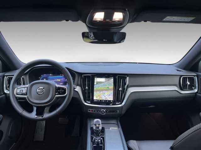 Volvo V60 Cross Country AWD Plus