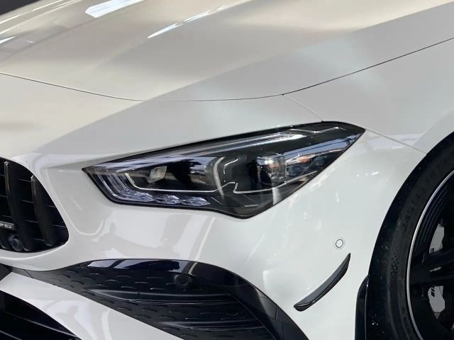 Mercedes-Benz CLA 35 AMG 4MATIC AMG Line Coupé