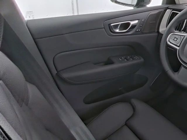 Volvo XC60 AWD Dark Plus Recharge