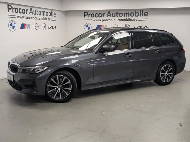 BMW 320 320d Touring