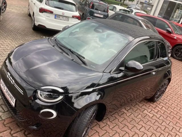 Fiat 500e La Prima by Bocelli