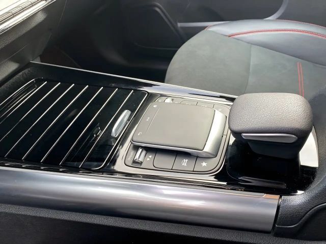 Mercedes-Benz EQA 250 AMG Line