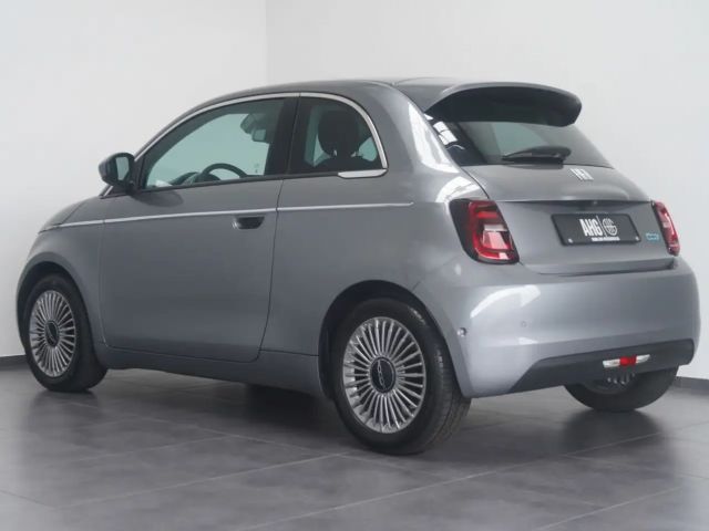 Fiat 500e 87KW/42kWh/DC-LADEN/CARPLAY/DAB/SOH/KAMERA
