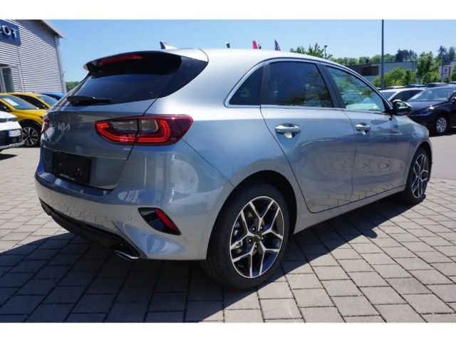 Kia Ceed 1.5T 140 Ultimate Edition DCT7 Style JBL Navi ACC