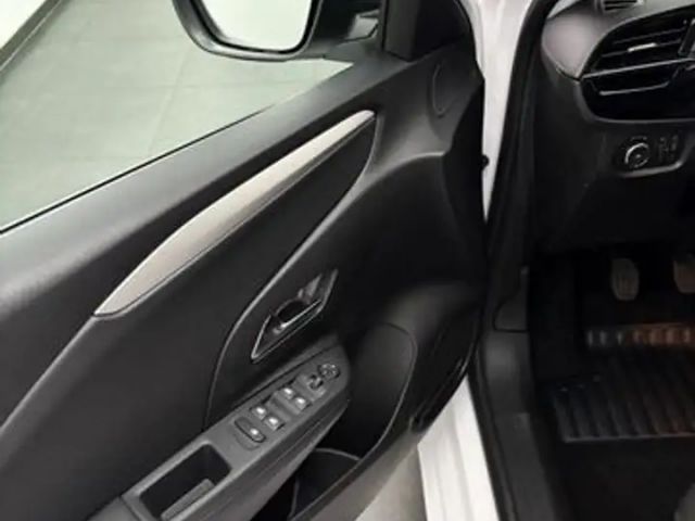 Opel Corsa 1.2 Turbo Edition Turbo