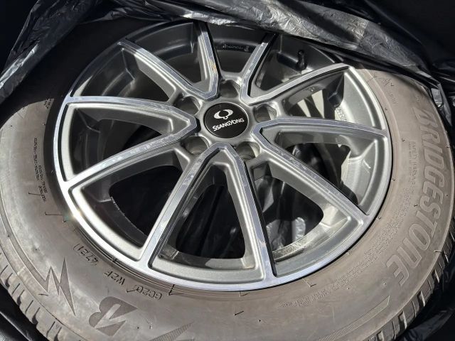 SsangYong Tivoli 2WD