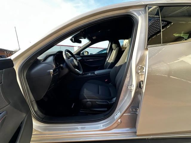 Mazda 3 2.5L Homura SkyActiv e-Skyactiv