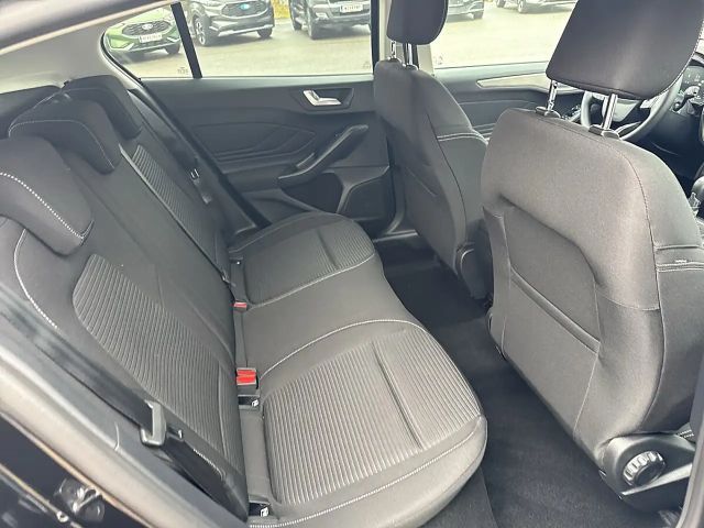 Ford Focus EcoBoost Titanium