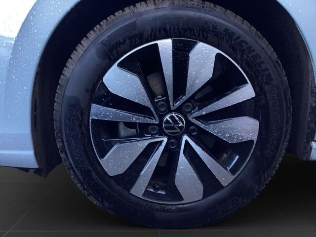 Volkswagen Golf 1.5 TSI Variant