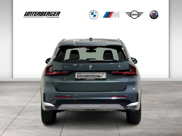 BMW X1 xDrive23i xLine AHK ACC 360° HUD HK eSitze