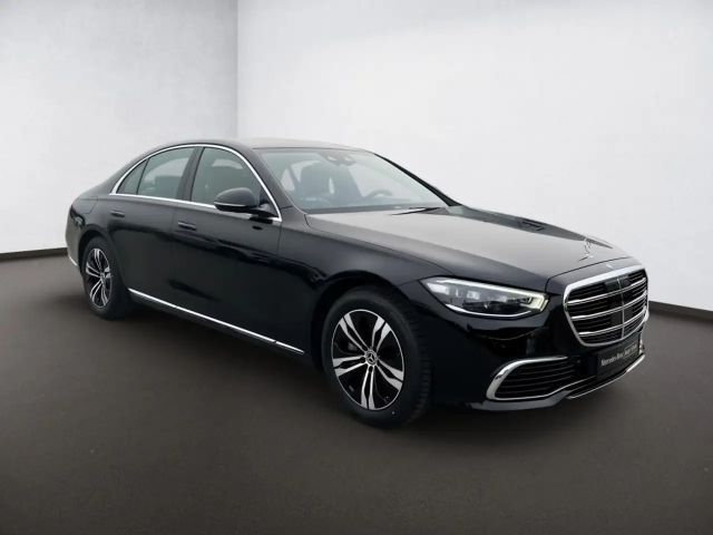 Mercedes-Benz S 350 4MATIC S 350 d Sedan