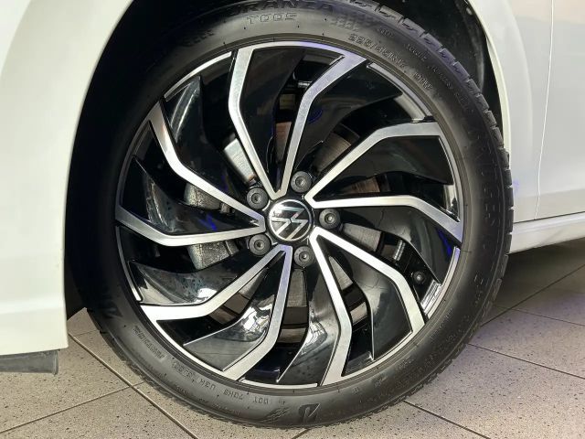 Volkswagen Golf 2.0 TDI DSG Style