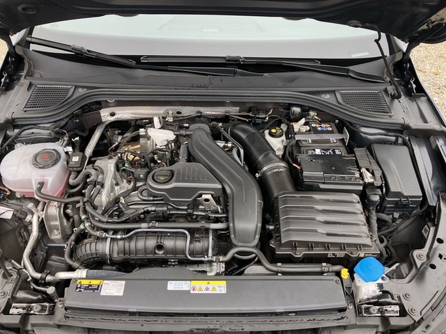 Volkswagen Golf 1.5 TSI Life Variant