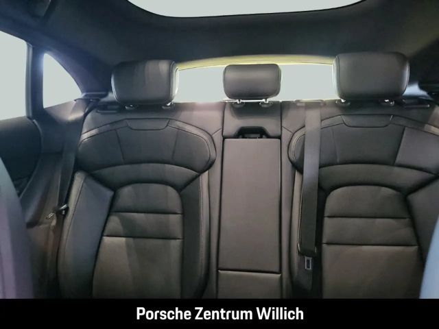 Porsche Taycan 4 Cross Turismo