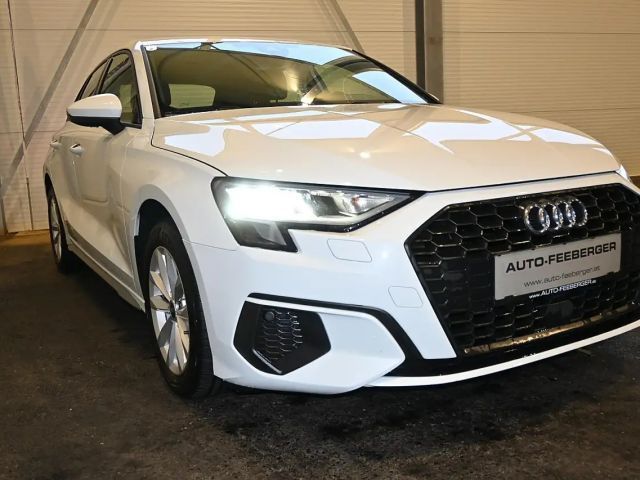 Audi A3 30 TDI Sedan