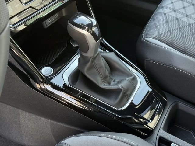 Volkswagen T-Roc 1.5 TSI DSG IQ.Drive R-Line