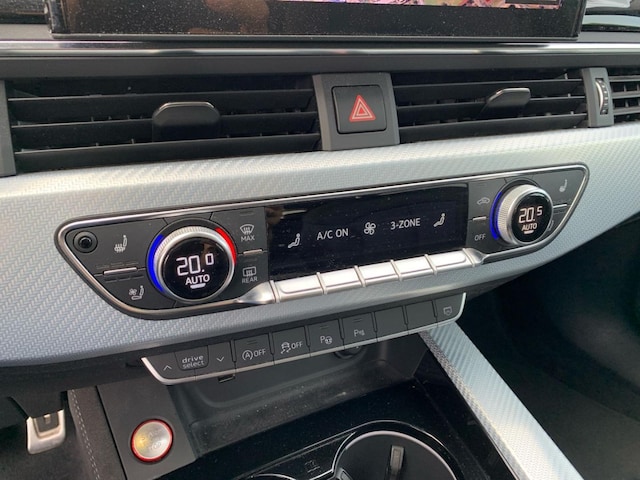 Audi RS4 Avant Quattro