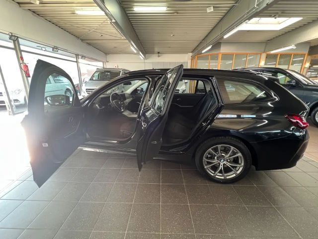 BMW 320 320d Touring xDrive