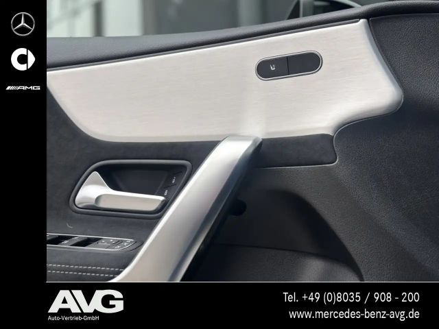 Mercedes-Benz A 180 A 180 Special Edition AHK LED Distr Night RF-Kam