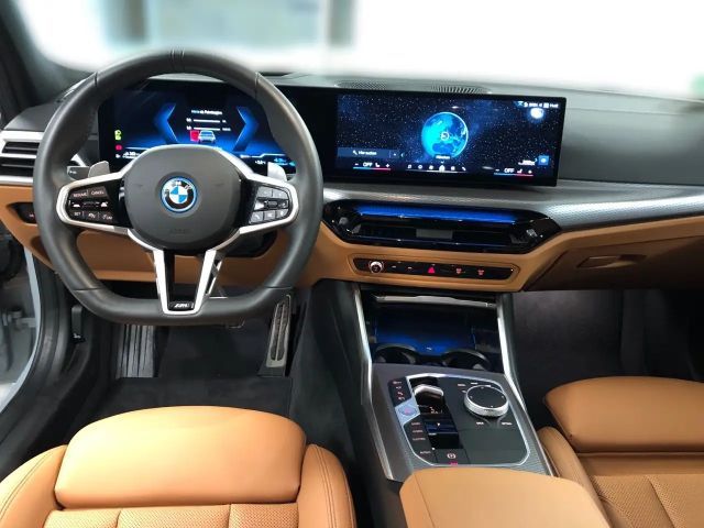 BMW 330 330e M-Sport Touring xDrive