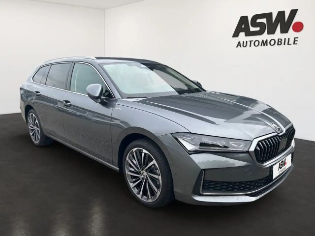 Skoda Superb Combi iV