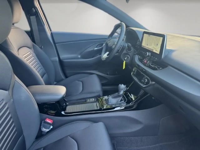 Hyundai i30 Advantage Hybrid