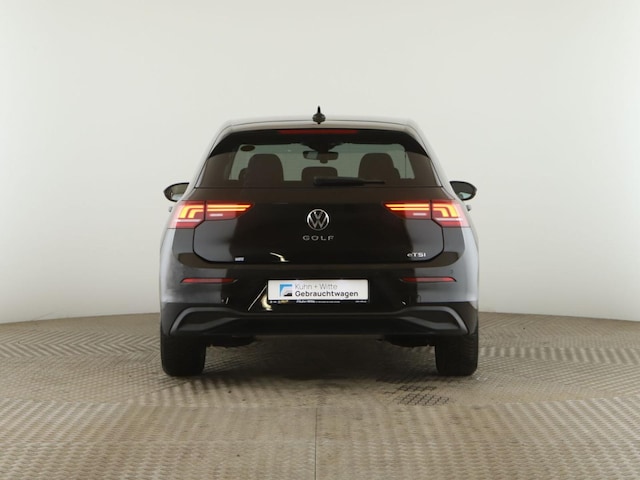 Volkswagen Golf 1.5 eTSI Golf VIII Life