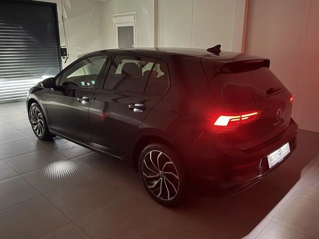 Volkswagen Golf ACT Life