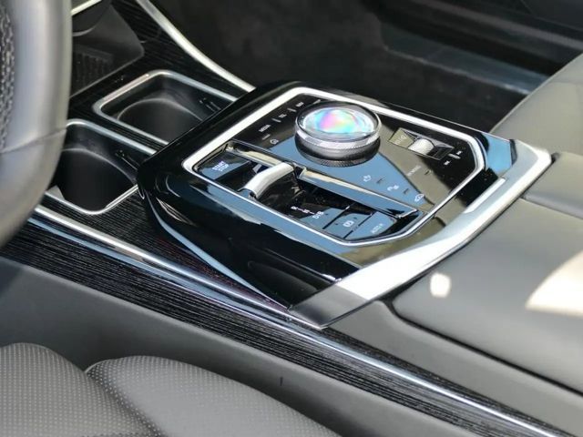 BMW i7 M-Sport Sedan