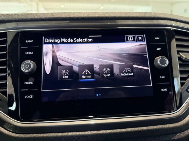 Volkswagen T-Roc 1.5 TSI DSG Sport