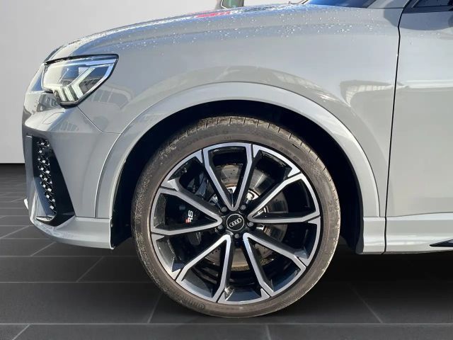 Audi RS Q3 S-Tronic