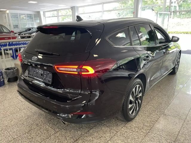 Ford Focus Titanium Wagon