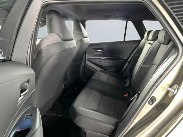 Toyota Corolla Hybride Team D