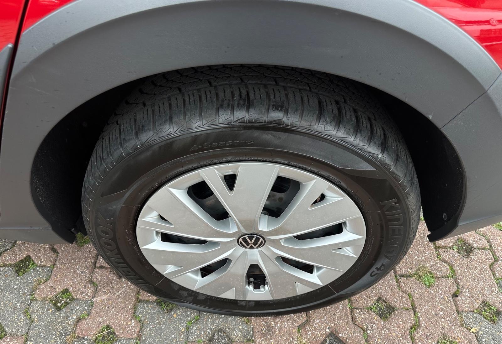 Volkswagen Taigo TAIGO*TEMPOMAT*PDC*CARPLAY*LED-SHZ-DAB-NR