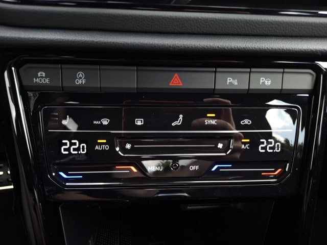 Volkswagen T-Roc 1.5 TSI DSG IQ.Drive R-Line