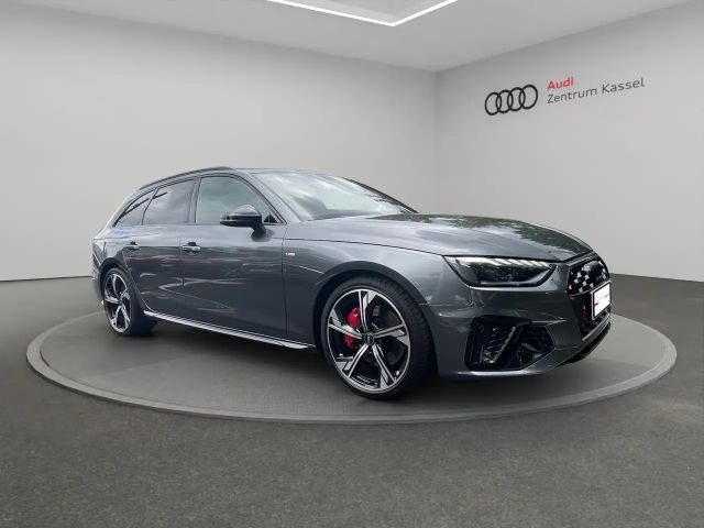Audi A4 45 TFSI Avant Quattro S-Line