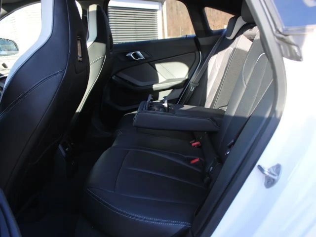 BMW 220 220i Coupé M-Sport