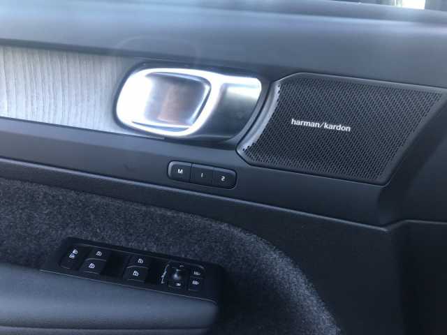 Volvo XC40 Dark Plus