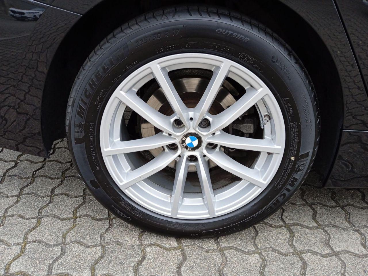 BMW 318 318i Coupé Gran Coupé Sedan