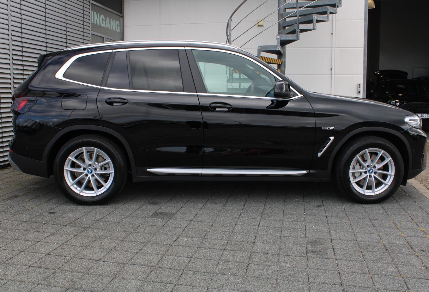 BMW X3 xDrive30e