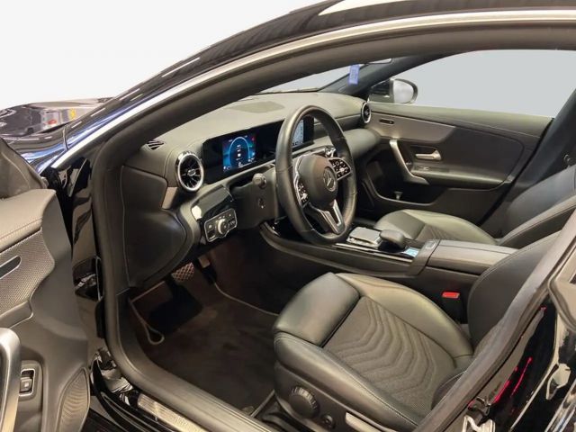 Mercedes-Benz CLA 250 CLA