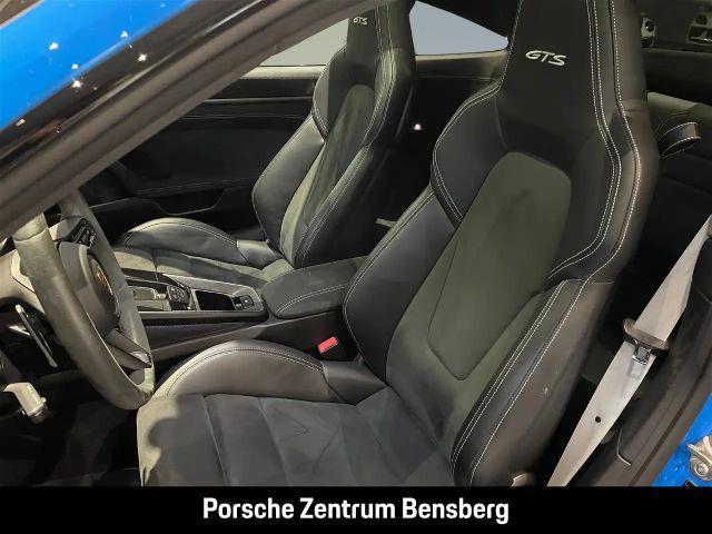 Porsche 992 4 Carrera Coupé GTS