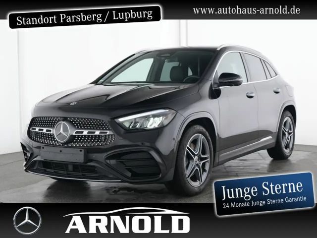 Mercedes-Benz GLA 200 AMG Line