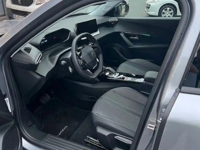 Peugeot E-2008 Allure Pack