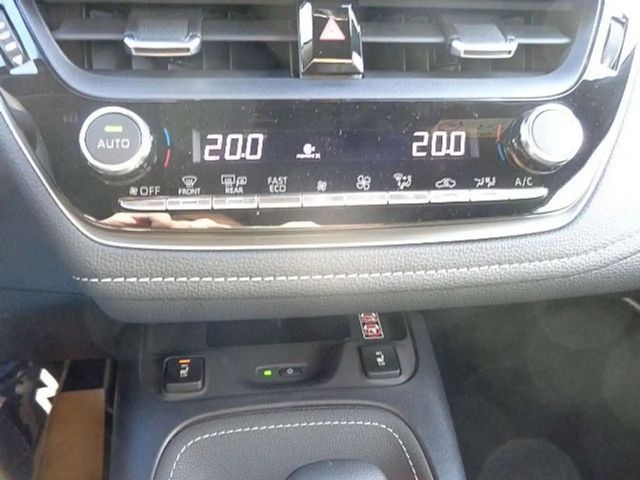 Toyota Corolla Active Hybride Touring